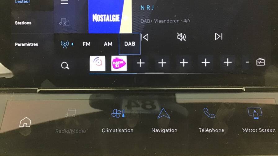 Mandataire Automobile occasion, recherche de Peugeot 408-puretech-130-ch-s-s-eat8-allure5-portes-vp-essence-sans-plomb102022-032024 - E-Motors