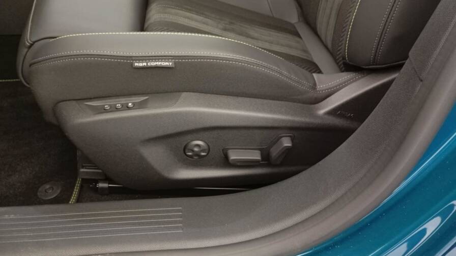 Mandataire Automobile occasion, recherche de Peugeot 408-puretech-130-ch-s-s-eat8-gt - E-Motors