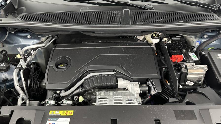 Mandataire Automobile neuf, recherche de Peugeot 5008-1-2-hybrid-145ch-allure-e-dcs6 - E-Motors