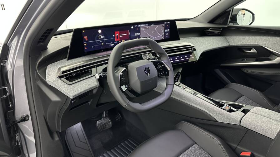 Mandataire Automobile neuf, recherche de Peugeot 5008-1-2-hybrid-145ch-allure-e-dcs6 - E-Motors