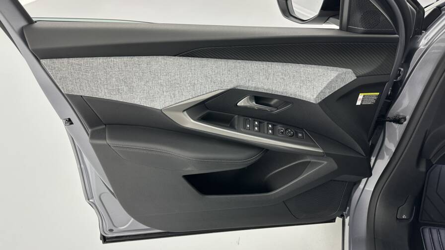 Mandataire Automobile neuf, recherche de Peugeot 5008-1-2-hybrid-145ch-allure-e-dcs6 - E-Motors