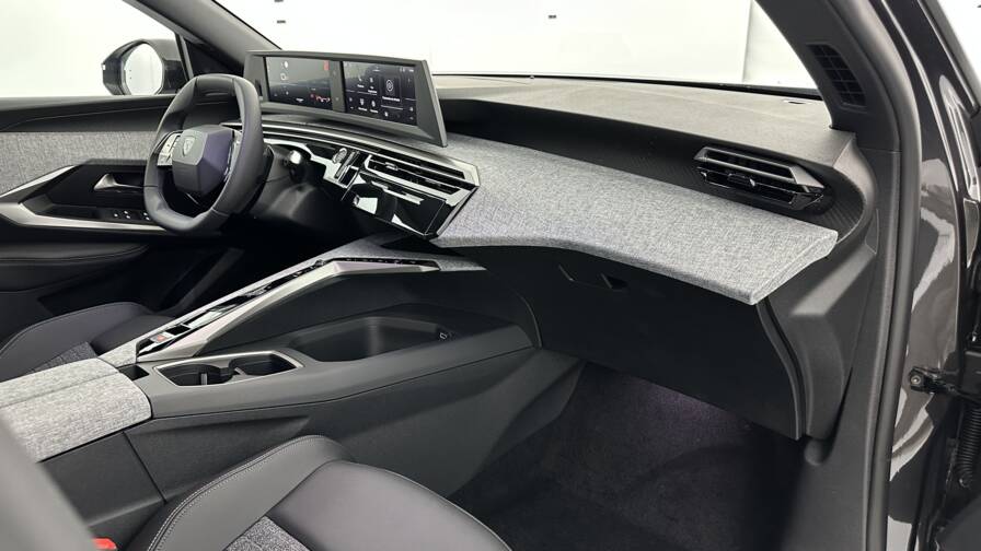 Mandataire Automobile neuf, recherche de Peugeot 5008-1-2-hybrid-145ch-allure-e-dcs6 - E-Motors