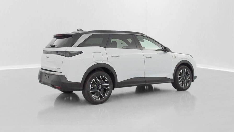 Mandataire Automobile neuf, recherche de Peugeot 5008-1-2-hybrid-145ch-gt-e-dcs6 - E-Motors