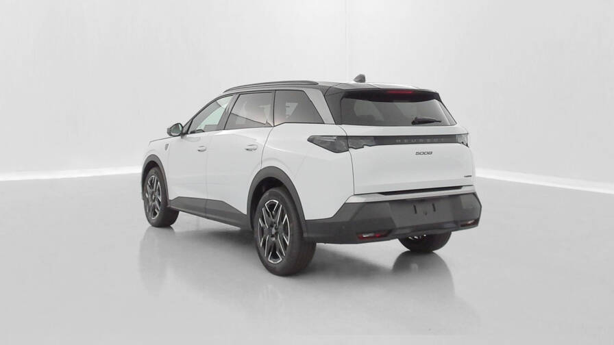 Mandataire Automobile neuf, recherche de Peugeot 5008-1-2-hybrid-145ch-gt-e-dcs6 - E-Motors