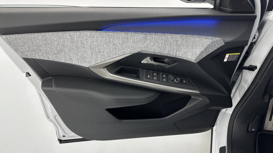 Mandataire Automobile neuf, recherche de Peugeot 5008-1-2-hybrid-145ch-gt-e-dcs6 - E-Motors