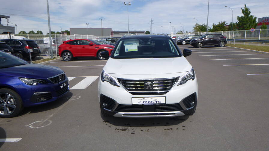 Avis-mandataire-auto-Emotors-Peugeot-5008-Allure-bluehdi-130-s-s-eat8-plus-toit-noir.