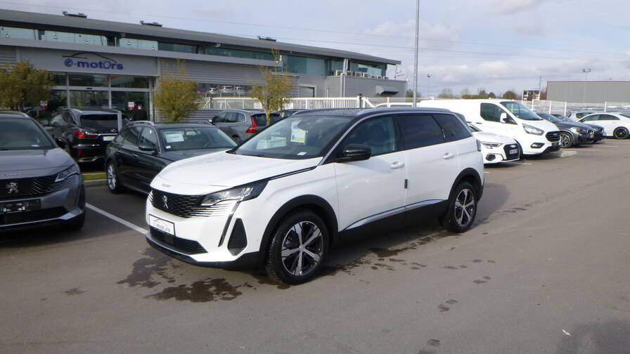 Avis-mandataire-auto-Emotors-Peugeot-5008-Allure-pack-puretech-130-s-s-eat8-plus-grip-control.