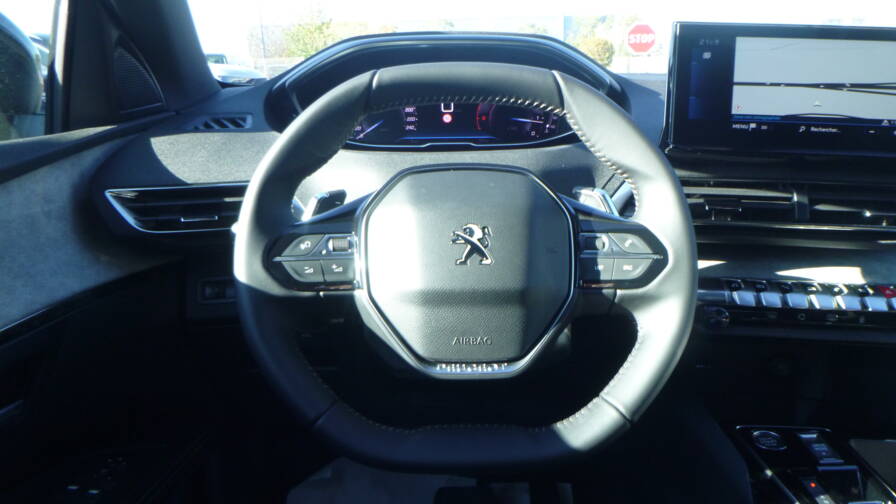 Mandataire Automobile neuf, recherche de Peugeot 5008-bluehdi-130-eat8-allure-pack-grip-control - E-Motors