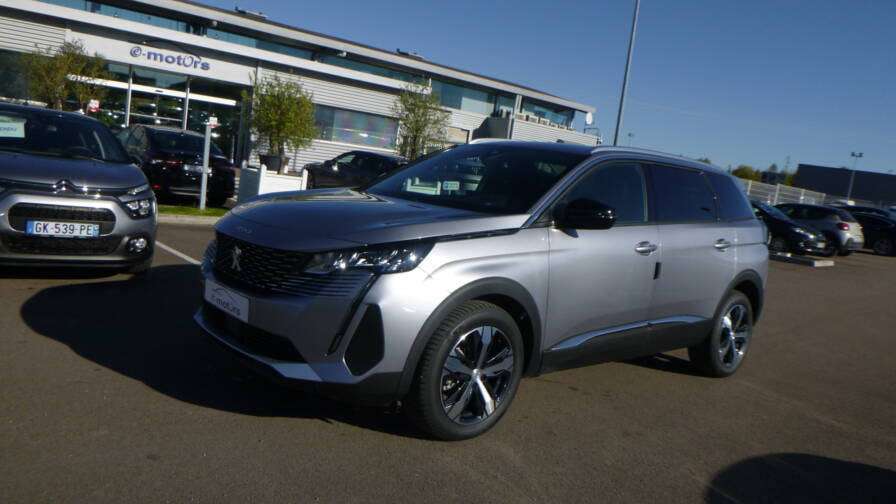 Mandataire Automobile neuf, recherche de Peugeot 5008-bluehdi-130-eat8-allure-pack-grip-control - E-Motors