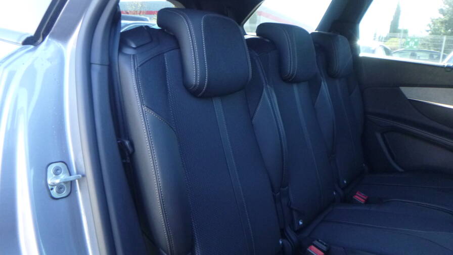 Mandataire Automobile neuf, recherche de Peugeot 5008-bluehdi-130-eat8-allure-pack-grip-control - E-Motors