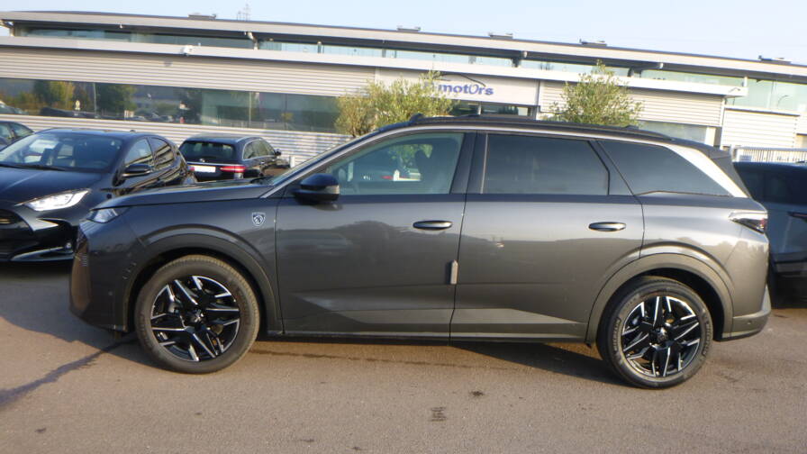 Mandataire Automobile neuf, recherche de Peugeot 5008-hybrid-145-e-dcs6-gt-plus-toit-ouvrant-plus-pack-360 - E-Motors