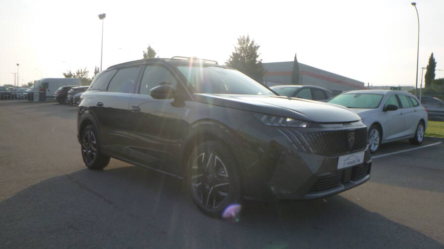 Mandataire Automobile neuf, recherche de Peugeot 5008-hybrid-145-e-dcs6-gt-plus-toit-ouvrant-plus-pack-360 - E-Motors