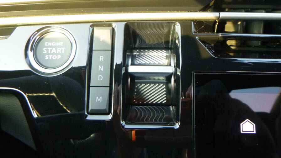 Mandataire Automobile neuf, recherche de Peugeot 5008-hybrid-145-e-dcs6-gt-plus-toit-ouvrant-plus-pack-360 - E-Motors