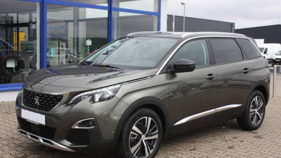 Avis-mandataire-auto-Emotors-Peugeot-5008-Gt-line-puretech-130-7-places.