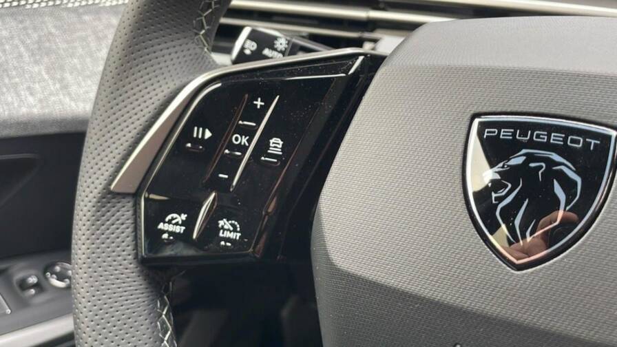 Mandataire Automobile neuf, recherche de Peugeot 5008-hybrid-136ch-e-dcs6-gt - E-Motors