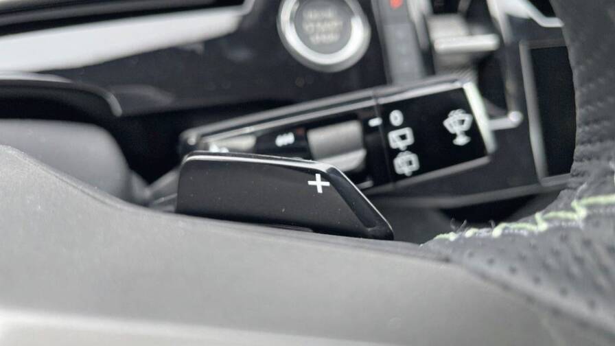 Mandataire Automobile neuf, recherche de Peugeot 5008-hybrid-136ch-e-dcs6-gt - E-Motors