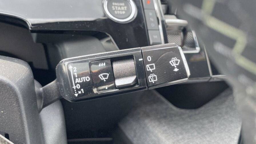 Mandataire Automobile neuf, recherche de Peugeot 5008-hybrid-136ch-e-dcs6-gt - E-Motors