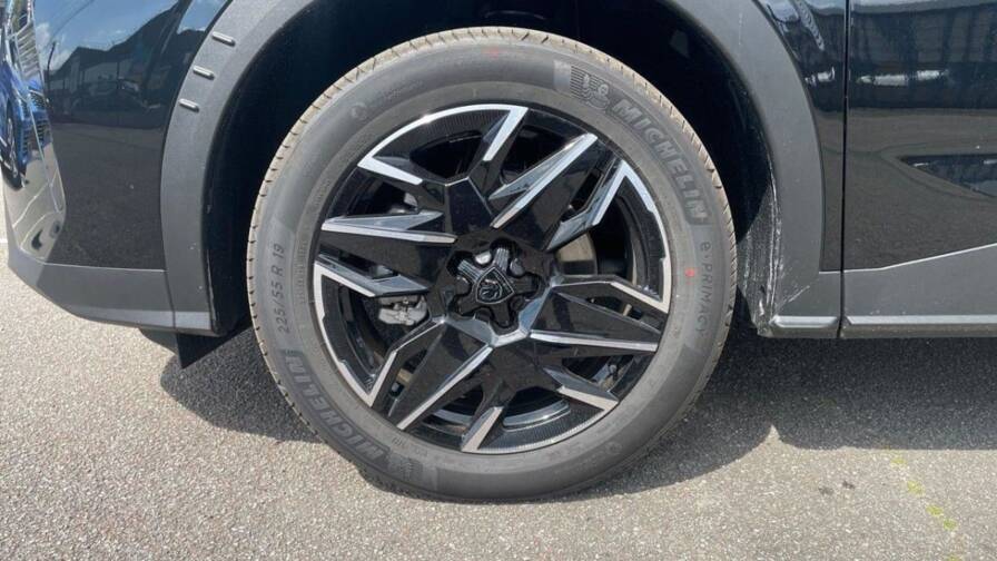 Mandataire Automobile neuf, recherche de Peugeot 5008-hybrid-136ch-e-dcs6-gt - E-Motors