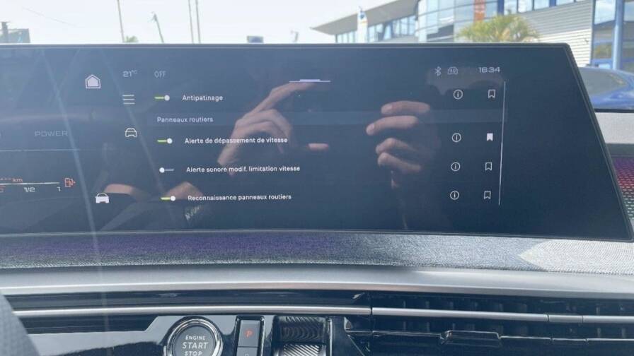 Mandataire Automobile neuf, recherche de Peugeot 5008-hybrid-136ch-e-dcs6-gt - E-Motors