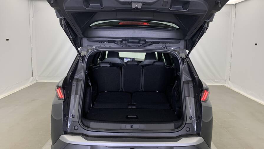 Mandataire Automobile neuf, recherche de Peugeot 5008-hybrid-145-e-dcs6-allure - E-Motors