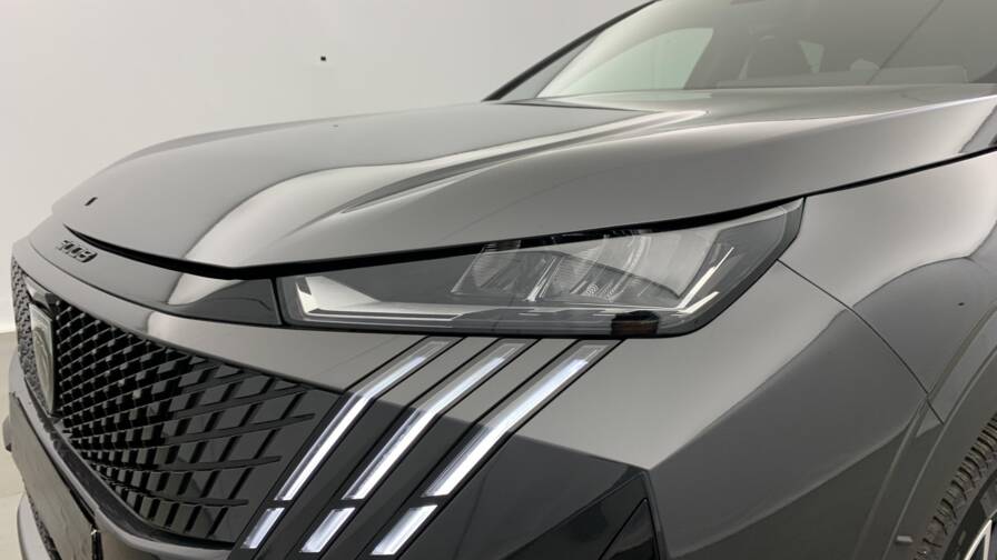 Mandataire Automobile neuf, recherche de Peugeot 5008-hybrid-145-e-dcs6-allure - E-Motors