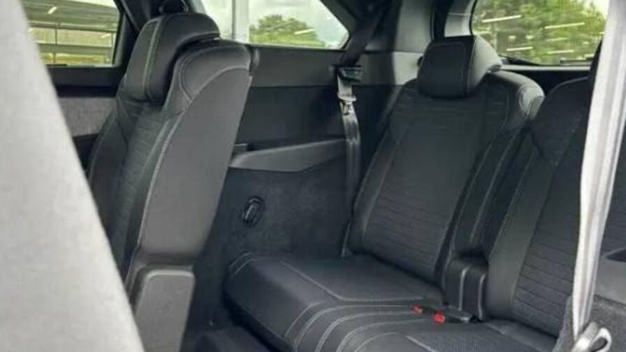 Mandataire Automobile neuf, recherche de Peugeot 5008-hybrid-145-e-dcs6-gt - E-Motors