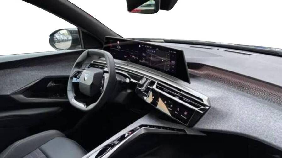 Mandataire Automobile neuf, recherche de Peugeot 5008-hybrid-145-e-dcs6-gt - E-Motors