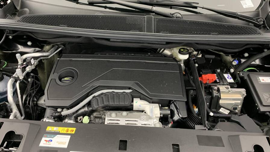 Mandataire Automobile neuf, recherche de Peugeot 5008-hybrid-145-e-dcs6-gt - E-Motors