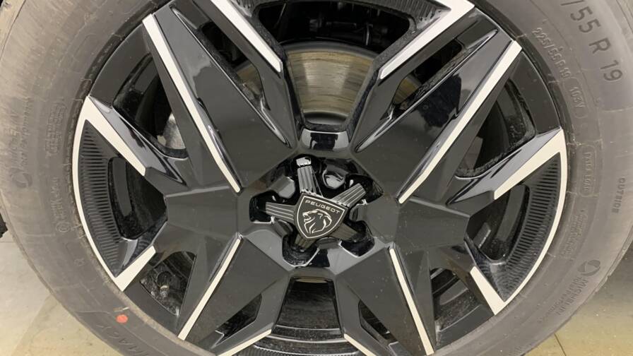 Mandataire Automobile neuf, recherche de Peugeot 5008-hybrid-145-e-dcs6-gt - E-Motors