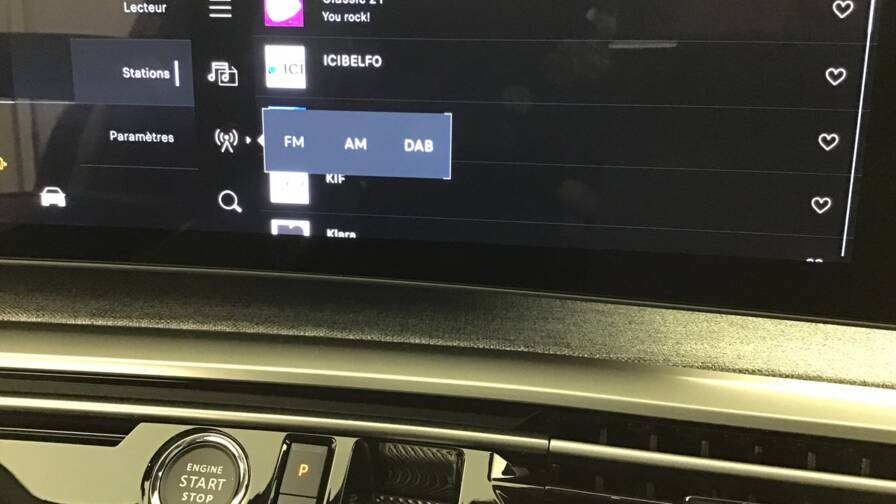 Mandataire Automobile occasion, recherche de Peugeot 5008-hybrid-145-e-dcs6-gt5-portes-vp-essence-sans-plomb032025 - E-Motors