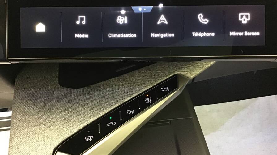 Mandataire Automobile occasion, recherche de Peugeot 5008-hybrid-145-e-dcs6-gt5-portes-vp-essence-sans-plomb032025 - E-Motors