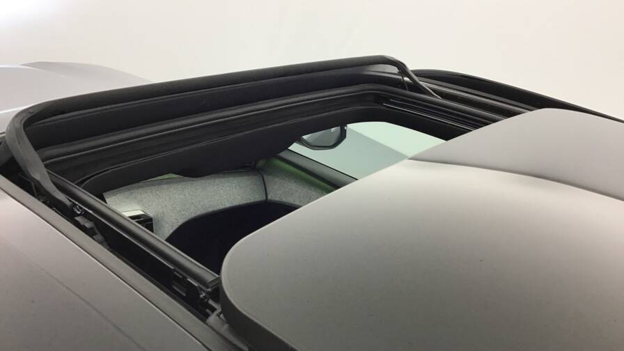 Mandataire Automobile occasion, recherche de Peugeot 5008-hybrid-145-e-dcs6-gt5-portes-vp-essence-sans-plomb032025 - E-Motors