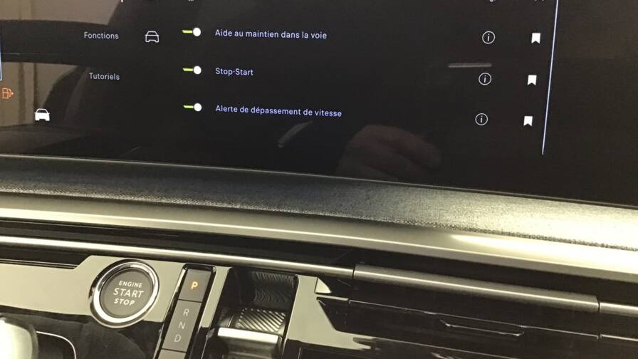 Mandataire Automobile occasion, recherche de Peugeot 5008-hybrid-145-e-dcs6-gt5-portes-vp-essence-sans-plomb032025 - E-Motors