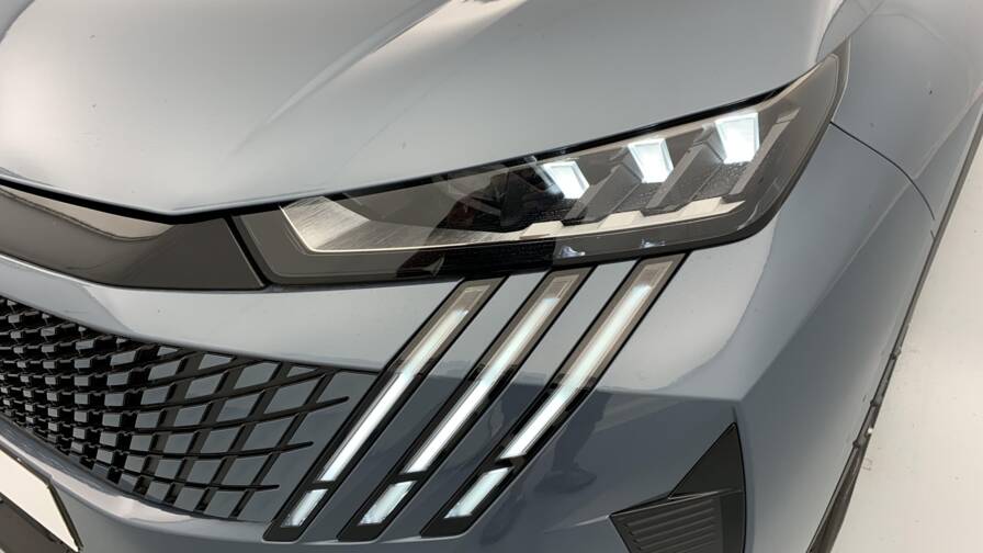 Mandataire Automobile neuf, recherche de Peugeot 5008-hybrid-145ch-e-dcs6-gt - E-Motors