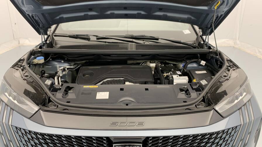 Mandataire Automobile neuf, recherche de Peugeot 5008-hybrid-145ch-e-dcs6-gt - E-Motors