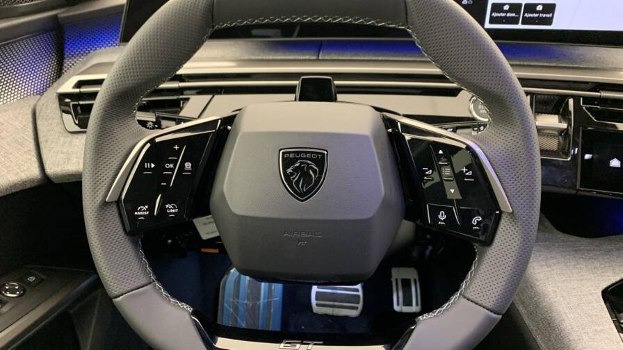 Mandataire Automobile neuf, recherche de Peugeot 5008-hybrid-145ch-e-dcs6-gt - E-Motors