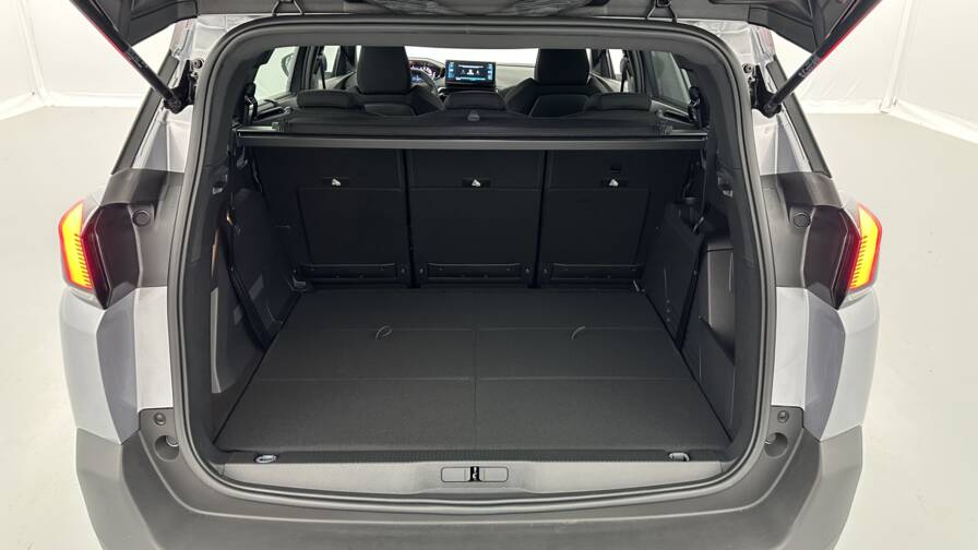 Mandataire Automobile occasion, recherche de Peugeot 5008-iii-1-2-puretech-130ch-active-pack - E-Motors