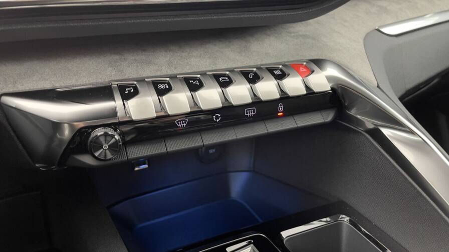 Mandataire Automobile neuf, recherche de Peugeot 5008-iii-1-2-puretech-130ch-gt-eat8 - E-Motors