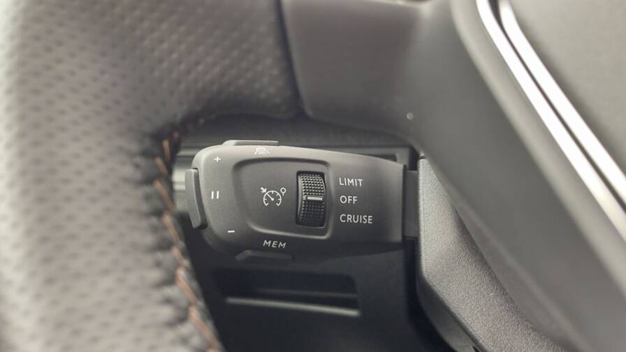 Mandataire Automobile neuf, recherche de Peugeot 5008-iii-1-2-puretech-130ch-gt-eat8 - E-Motors