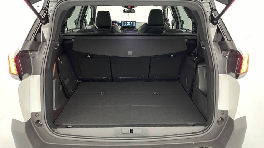 Mandataire Automobile occasion, recherche de Peugeot 5008-iii-1-5-bluehdi-130ch-allure-pack-eat8 - E-Motors