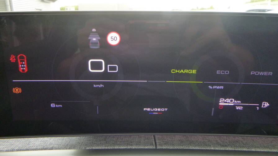 Mandataire Automobile neuf, recherche de Peugeot 5008-hybrid-145-e-dcs6-gt-plus-pack-360 - E-Motors