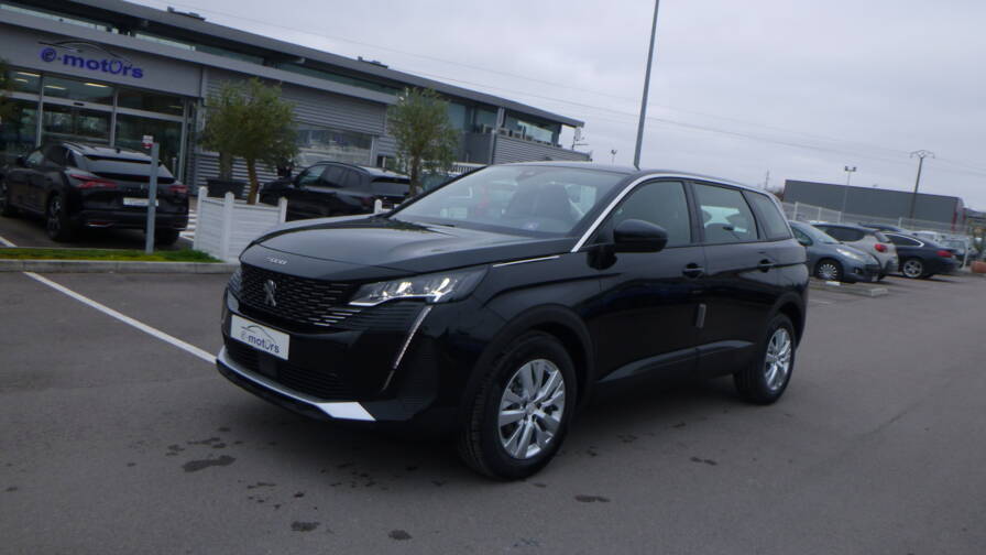 Avis-mandataire-auto-Emotors-Peugeot-5008-Puretech-130-active-pack-plus-gps-plus-si-ges-chauffants.