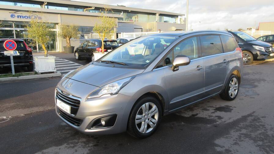 Avis-mandataire-auto-Emotors-Peugeot-5008-Allure-hdi-120-7places-plus-cam-ra.