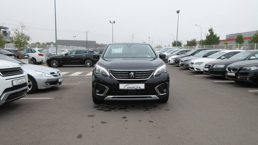 Avis-mandataire-auto-Emotors-Peugeot-5008-Gt-bluehdi-180-eat8-plus-pack-city-2-plus-toit-pano.