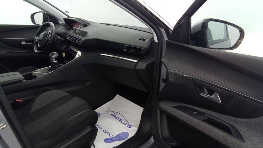 Mandataire Automobile occasion, recherche de Peugeot 5008-puretech-130-acces - E-Motors