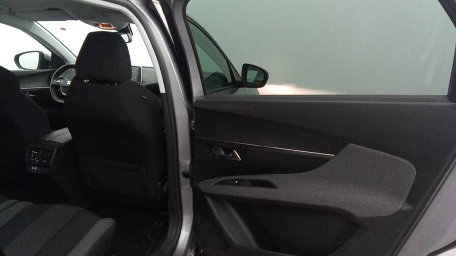 Mandataire Automobile occasion, recherche de Peugeot 5008-puretech-130-active-gps-pdc-ar-av - E-Motors