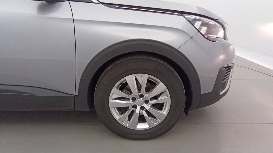 Mandataire Automobile occasion, recherche de Peugeot 5008-puretech-130-active-gps-pdc-ar-av - E-Motors