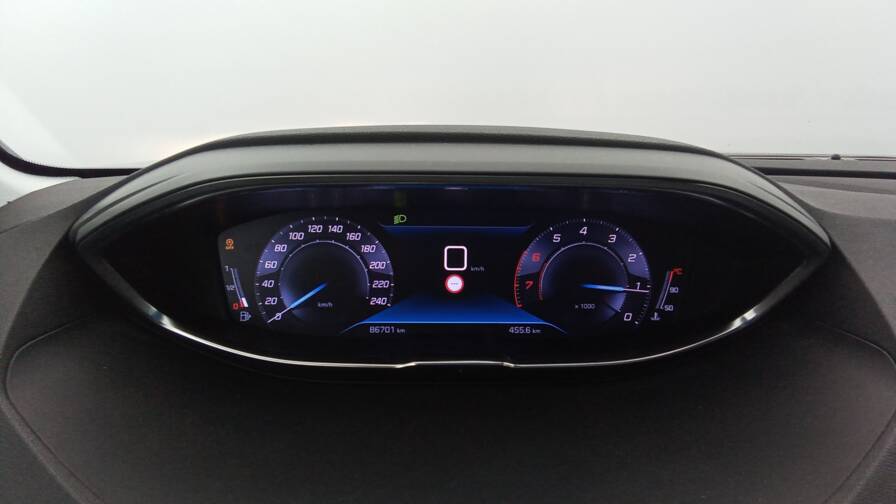 Mandataire Automobile occasion, recherche de Peugeot 5008-puretech-130-active-gps-pdc-ar-av - E-Motors