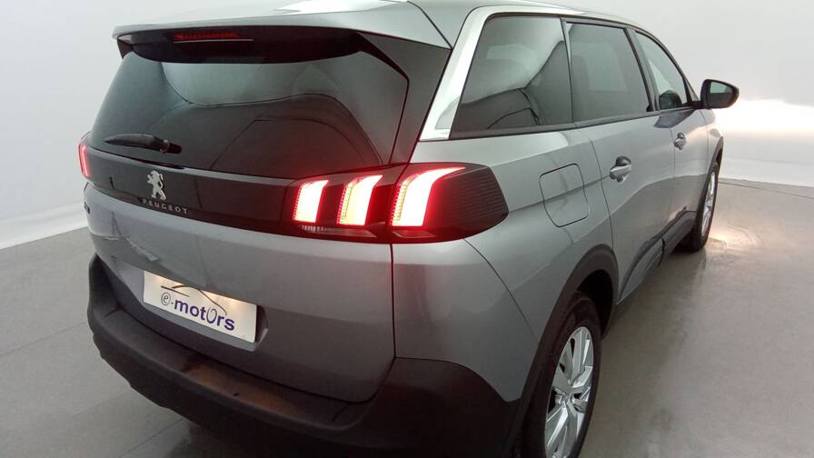 Mandataire Automobile occasion, recherche de Peugeot 5008-puretech-130-active-gps-pdc-ar-av - E-Motors