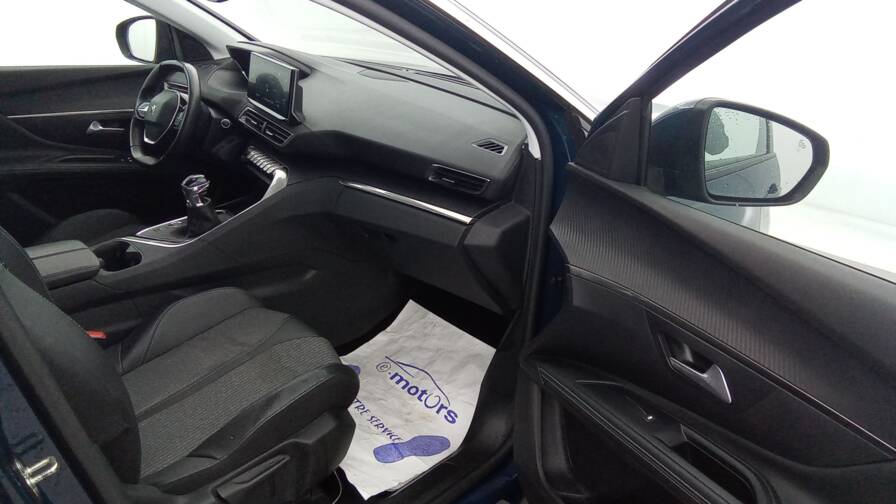 Mandataire Automobile occasion, recherche de Peugeot 5008-puretech-130-allure - E-Motors